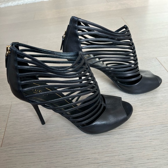 Gucci leather multi-strap bootie Sandal. Back zip. 4inch heel. Orig price $895. - Picture 1 of 4